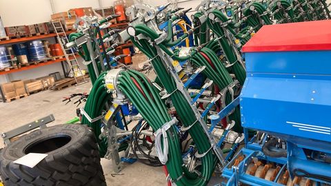 [3508-4175229-0.jpg]