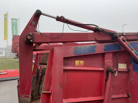 [3508-4283757-24.jpg]