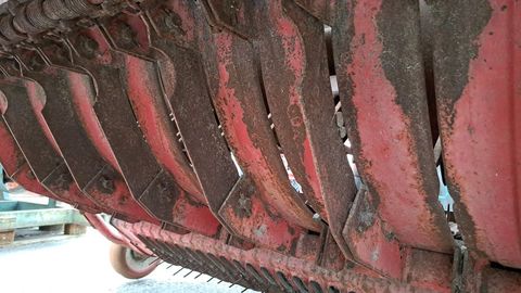 [3508-4502140-7.jpg]