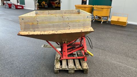 [3508-4502143-5.jpg]