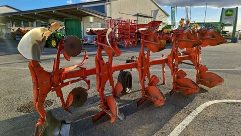 [3508-4883320-2.jpg]