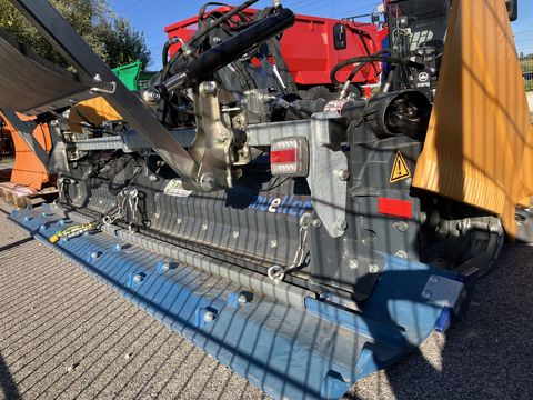 [3508-5260949-10.jpg]