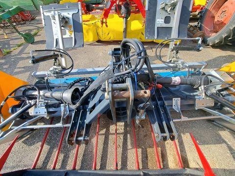 [3508-5260949-8.jpg]