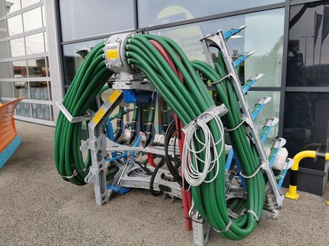 [3508-5440318-0.jpg]