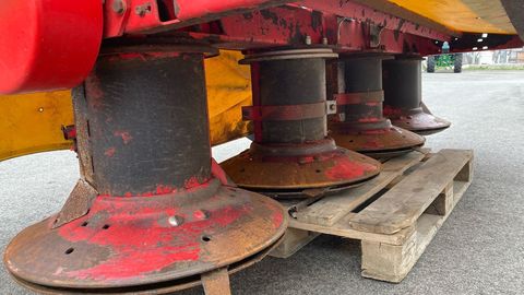 [3508-5458637-9.jpg]