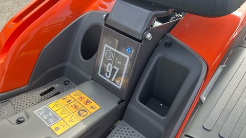 [3508-5524645-8.jpg]