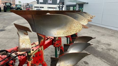 [3508-5584456-8.jpg]