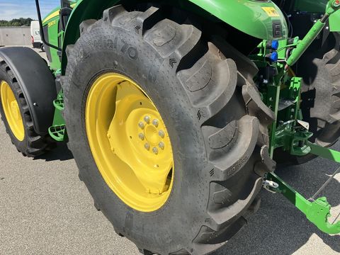 [3508-6119544-15.jpg]