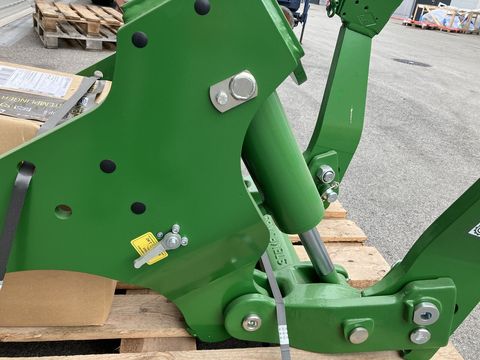 [3508-6120536-10.jpg]