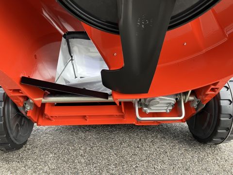 [3508-6142608-10.jpg]