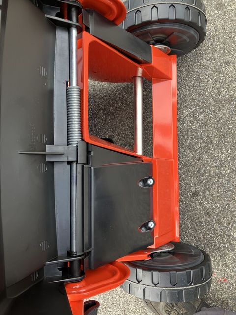 [3508-6142608-15.jpg]