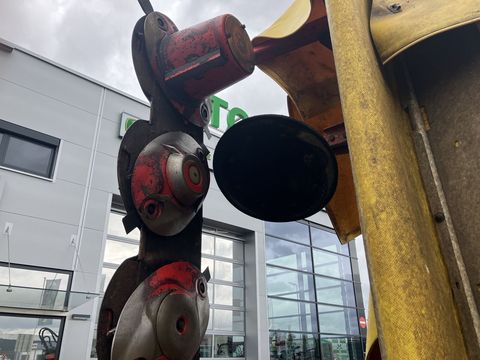 [3508-6276988-13.jpg]