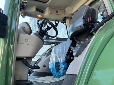 [3508-6386128-12.jpg]