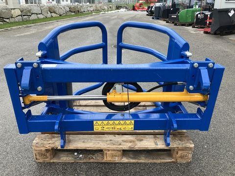 [3508-6482106-6.jpg]