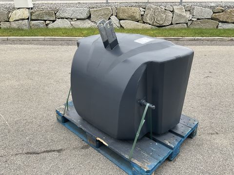 [3508-6522385-2.jpg]