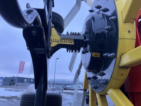 [3508-6664262-14.jpg]