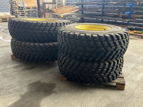 [3508-6667673-0.jpg]