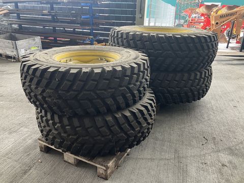 [3508-6670081-0.jpg]