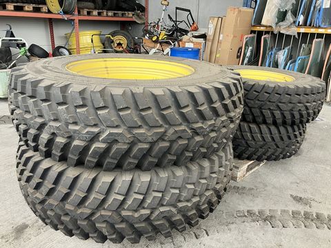 [3508-6670081-2.jpg]