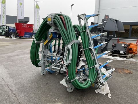 [3508-6679403-0.jpg]