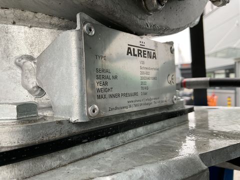 [3508-6765657-12.jpg]