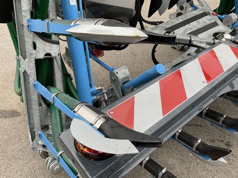 [3508-6765657-9.jpg]