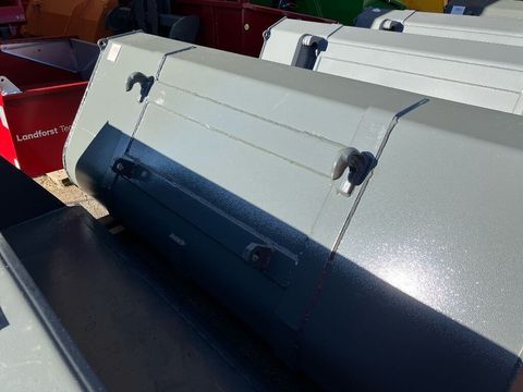 [3511-5421870-5.jpg]