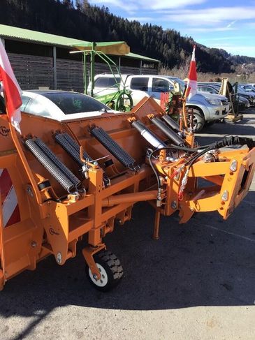 [3511-6458879-0_1.jpg]