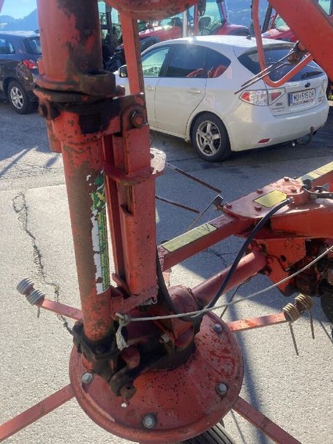 [3511-6461303-8.jpg]