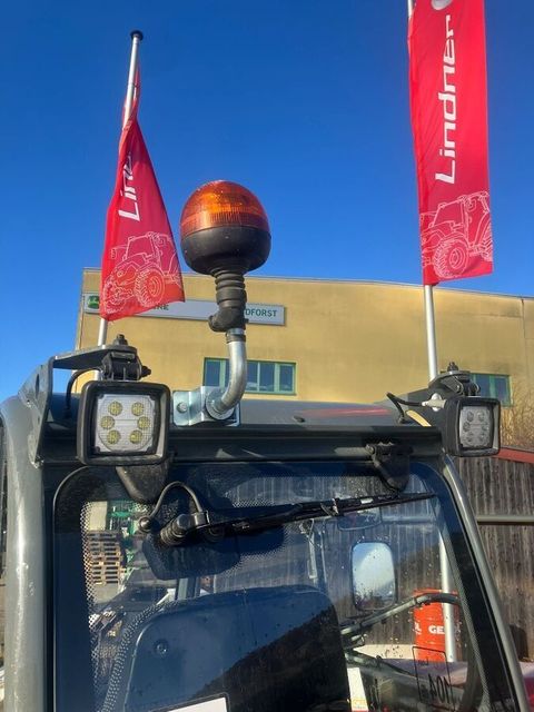 [3511-6768991-8.jpg]