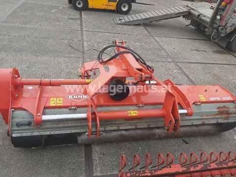 [3559-6298974-4.jpg]