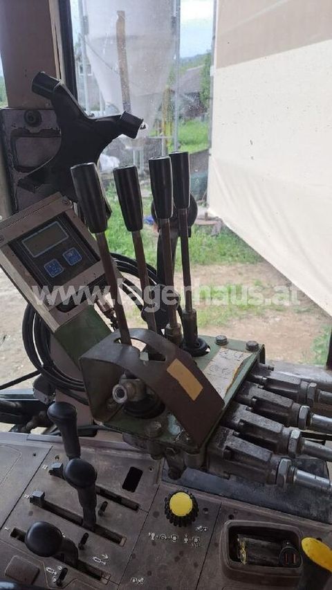 [3559-6299091-3.jpg]