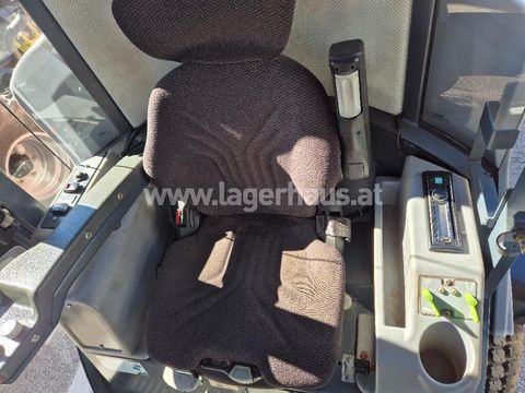 [3559-6299133-5.jpg]