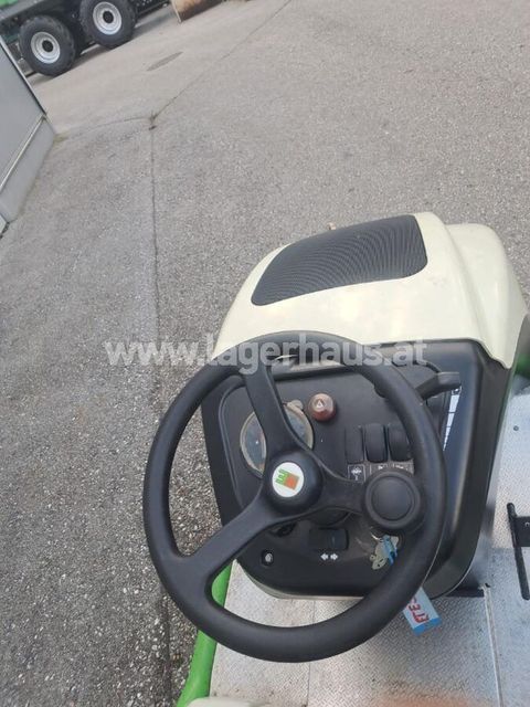 [3559-6299163-2.jpg]