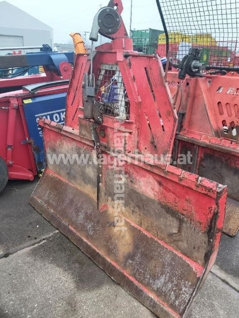 [3559-6299400-0.jpg]