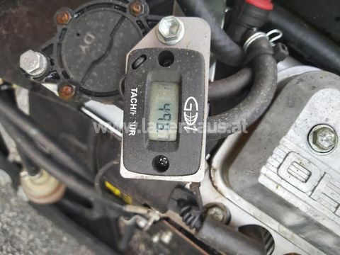 [3559-6299439-2.jpg]