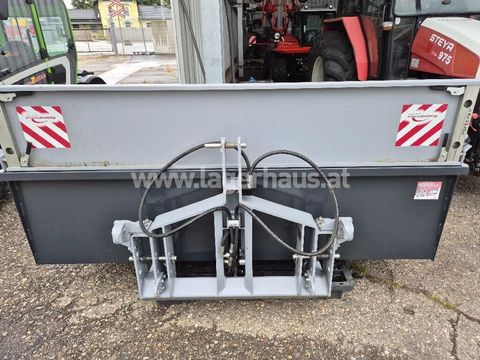 [3559-6299682-4.jpg]