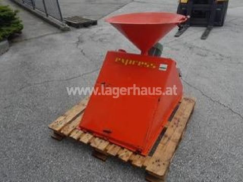 [3559-6299703-4.jpg]