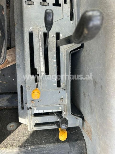 [3559-6313312-4.jpg]