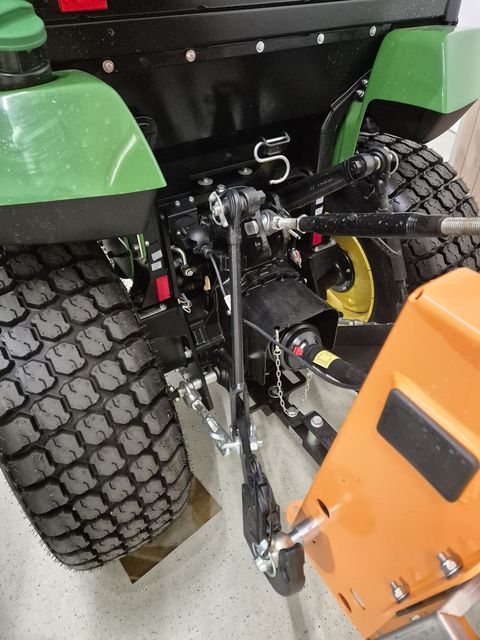 [3559-6391285-6.jpg]