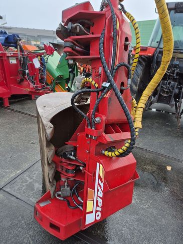 [3559-6552449-0_1.jpg]