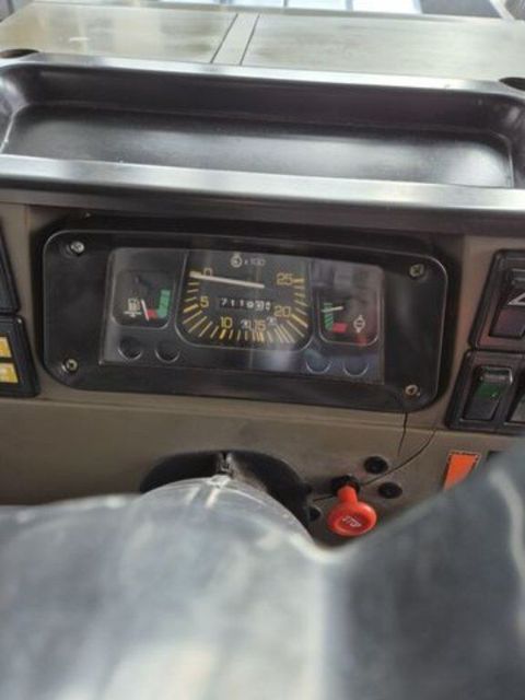 [3559-6952002-8.jpg]