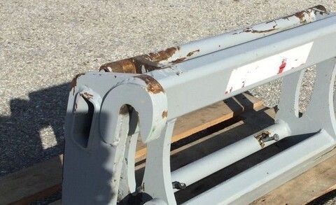 [3571-3947239-4.jpg]