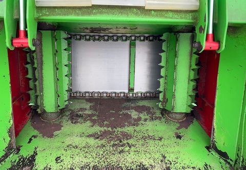 [3571-3957623-8.jpg]