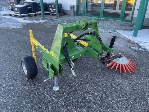 [3571-4360756-3.jpg]