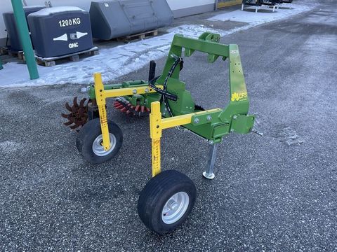 [3571-4360756-4.jpg]