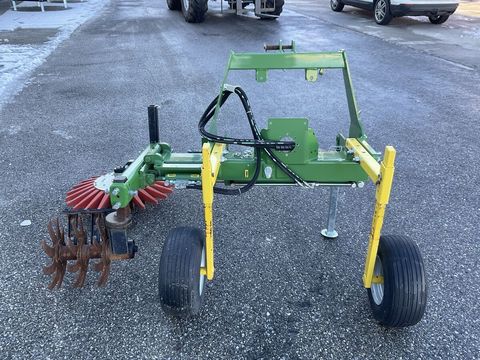 [3571-4360756-9.jpg]