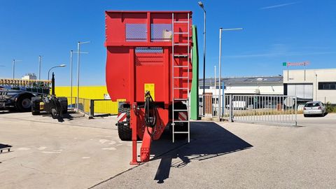 [3571-4409962-4.jpg]