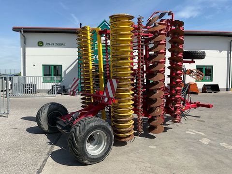 [3571-4803261-2.jpg]