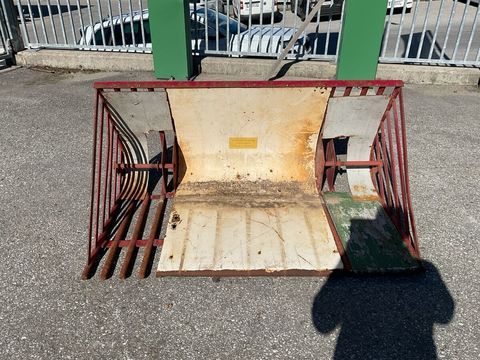 [3571-5449394-4.jpg]